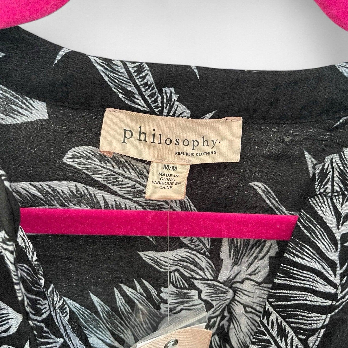 Philosophy Black Coastal Floral Blouse Size M Lightweight Relaxed Fit - Trendiez U ♥ 