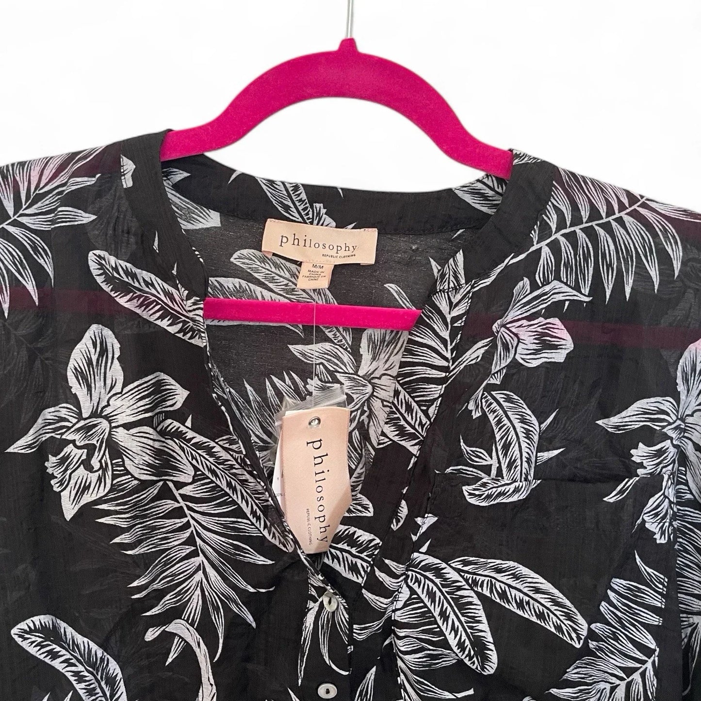 Philosophy Black Coastal Floral Blouse Size M Lightweight Relaxed Fit - Trendiez U ♥ 