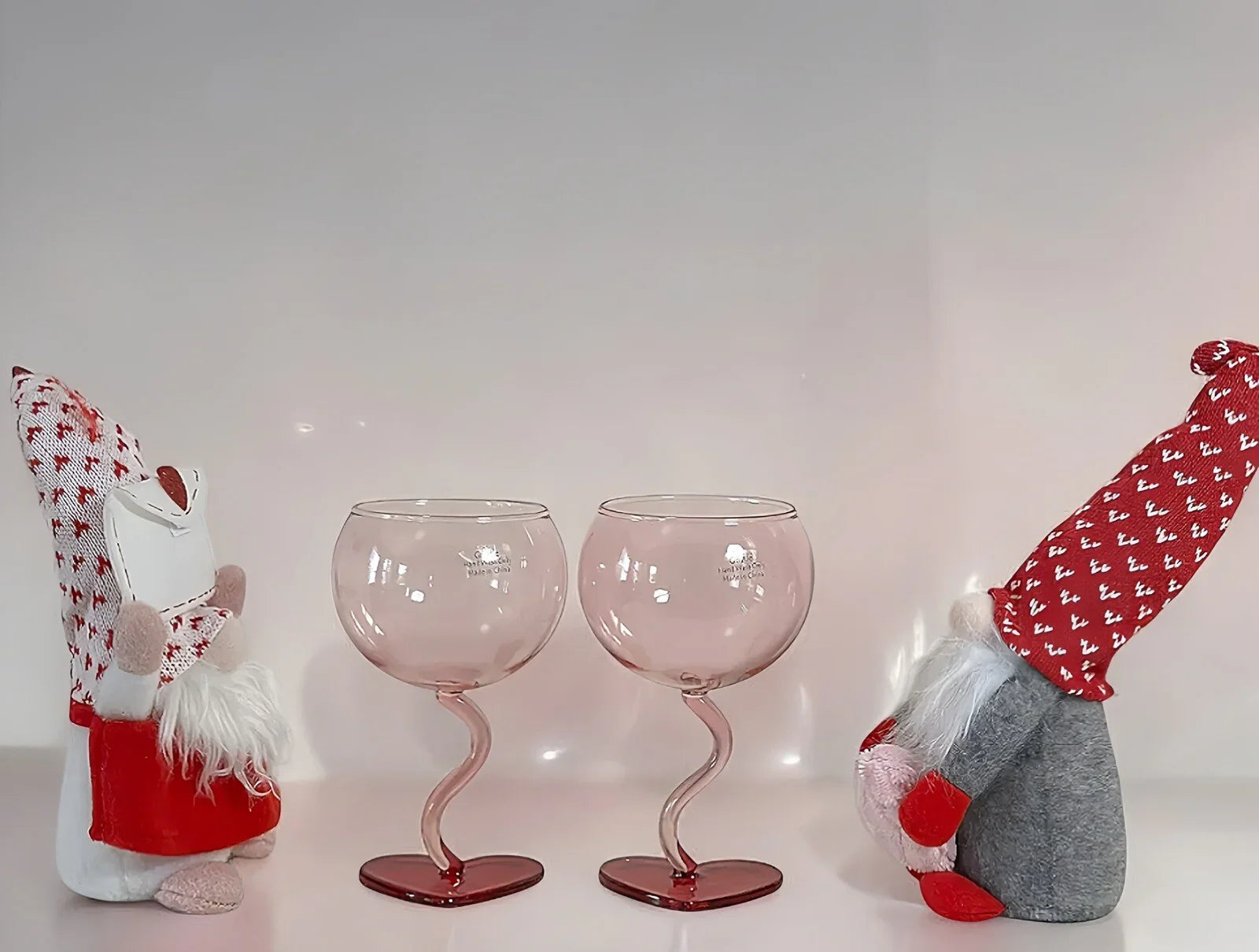 Red Heart Stemmed Balloon Glass Wine Glasses Valentine Heart Squiggle Stem - 2 - Trendiez U ♥ 
